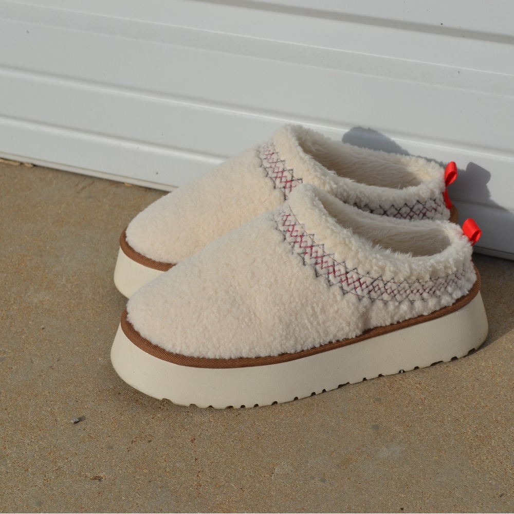 Sherpa slippers